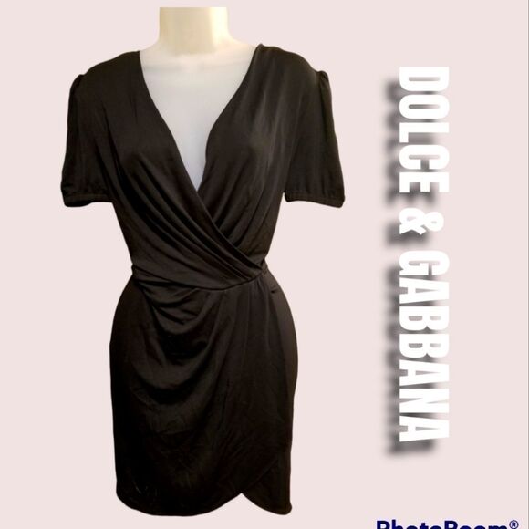 Dolce & Gabbana Dresses & Skirts - Dolce & Gabbana wrap dress